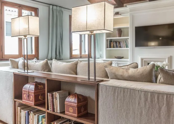 Ca Grassi 3 Venetian Terrace Apartment